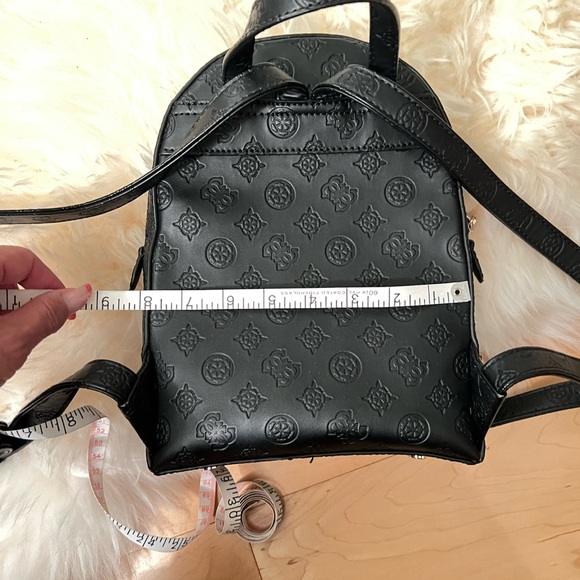 Guess backpack - Picture 10 of 10